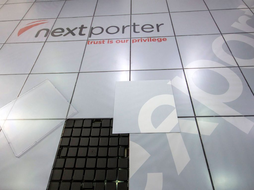 Professional-Grade Stand-On Floors for Exhibitions